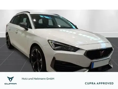Gebraucht Cupra Leon 150 PS (110 kW) 2023 "candy" weiss Kombi