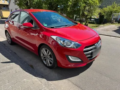 Usata Hyundai i30 110 CV (80 kW) 2017 Rosso Berlina
