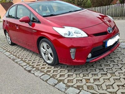 Second-hand Toyota Prius Executive 122 CP (89 kW) 2012 Roșu Berlinǎ