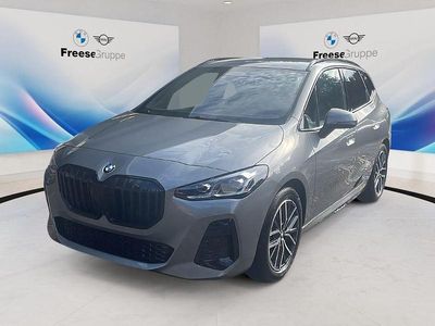 Neu BMW 220 Active Tourer Performance 156 PS (114 kW) 2025 Grau Van / Kleinbus