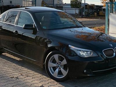 BMW 525