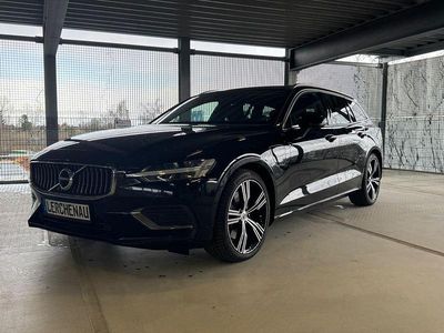 Gebraucht Volvo V60 Plus 253 PS (186 kW) 2022 Schwarz Kombi