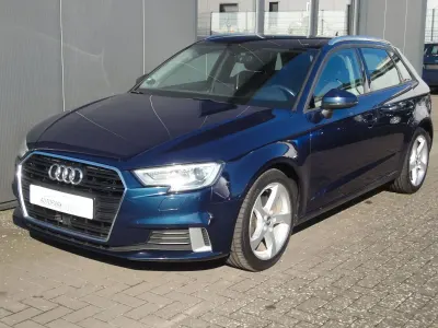 Gebraucht Audi A3 Sport 150 PS (110 kW) 2018 Blau Limousine