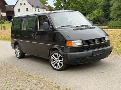 Używany VW T4 88 KM (64 kW) 2002 Czarny Van