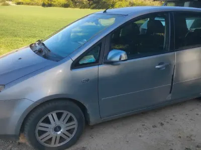 Gebraucht Ford C-MAX Ghia 125 PS (91 kW) 2004 Silber Van / Kleinbus