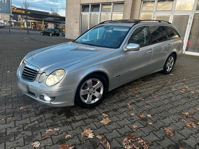 Gebraucht Mercedes E220 Avantgarde 170 PS (125 kW) 2008 Grau Kombi