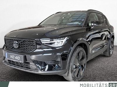 Neu Volvo XC40 Plus 163 PS (119 kW) 2026 Schwarz SUV