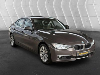Gebraucht BMW 320 Luxury Line 184 PS (135 kW) 2012 Braun Limousine