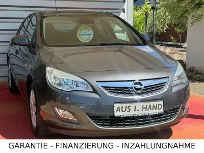 Gebraucht Opel Astra 125 PS (91 kW) 2011 Grau Limousine