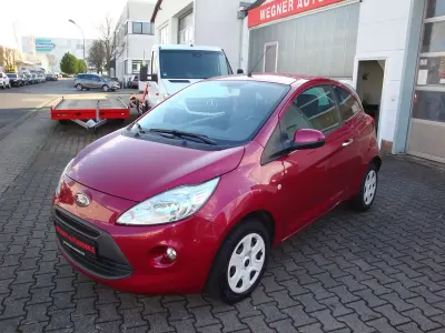 Gebraucht Ford Ka Titanium 69 PS (50 kW) 2014 Funky magenta metallic Kleinwagen