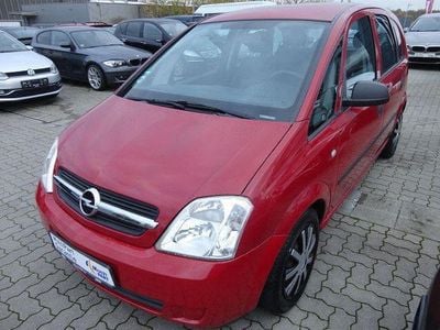Rot Gebraucht 2004 Opel Meriva Basis Van / Kleinbus | 1.999 € (Guter Preis)