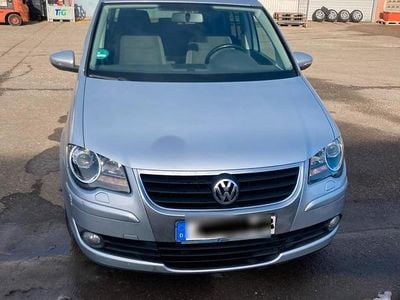 Andere farben Gebraucht 2009 VW Touran Van / Kleinbus | 2.199 € (Superpreis)