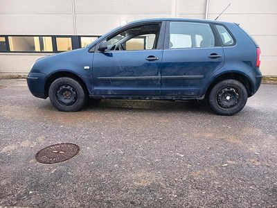 Blau Gebraucht 2002 VW Polo Comfortline Kleinwagen | 1.790 € (Fairer Preis)