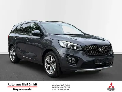 Używany Kia Sorento Platinum 200 KM (147 kW) 2017 Szary SUV
