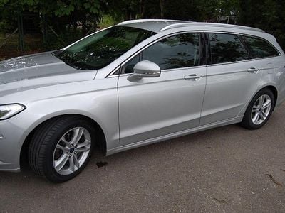 Silber Gebraucht 2015 Ford Mondeo Business Edition Kombi | 11.900 € (Fairer Preis)