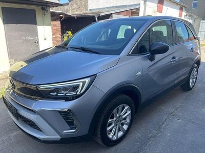 Second-hand Opel Crossland X Business Elegance 120 CP (88 kW) 2022 Gri SUV