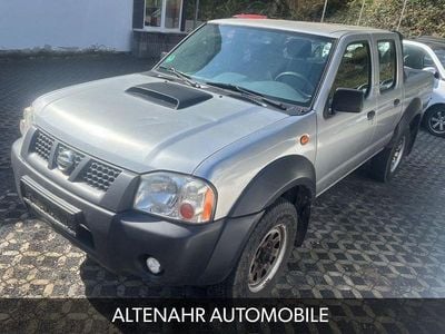 Second-hand Nissan Navara 133 CP (97 kW) 2009 Argintiu Pickup