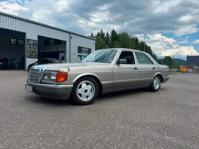 Gebraucht Mercedes 420 SE 217 PS (159 kW) 1986 Silber Limousine