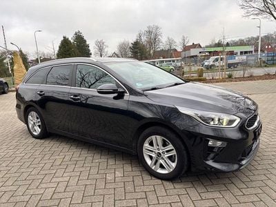 Schwarz Gebraucht 2019 Kia Ceed Sportswagon Plus Kombi | 7.128 € (Guter Preis)