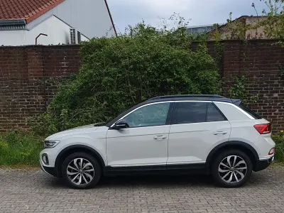 Gebraucht VW T-Roc Goal 150 PS (110 kW) 2024 Weiß SUV