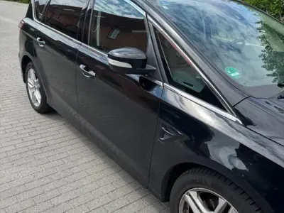 Gebraucht Ford S-MAX Titanium 190 PS (139 kW) 2018 Schwarz Van / Kleinbus