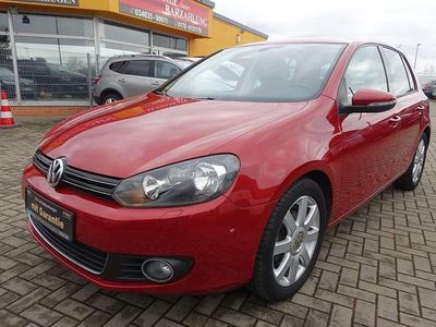 Gebraucht VW Golf VI Sport 122 PS (89 kW) 2011 Rot Kleinwagen