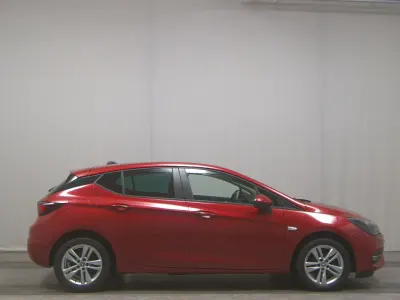 Brugt Opel Astra Edition 122 HK (89 kW) 2020 Rød Sedan