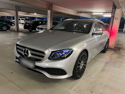 gebraucht Mercedes E220 T AVANTGARDE Autom. AVANTGARDE