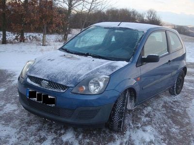 Gebraucht Ford Fiesta 60 PS (44 kW) 2006 Blau Kleinwagen