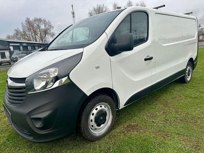 Gebraucht Opel Vivaro 95 PS (69 kW) 2018 Weiß Van / Kleinbus