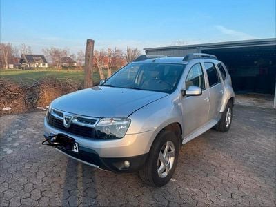 Silber Gebraucht 2013 Dacia Duster Kombi | 7.499 € (Fairer Preis)