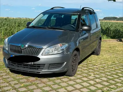 Gebraucht Skoda Roomster 105 PS (77 kW) 2012 Grau Van / Kleinbus
