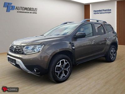 Braun Gebraucht 2021 Dacia Duster Celebration SUV | 16.990 € (Fairer Preis)