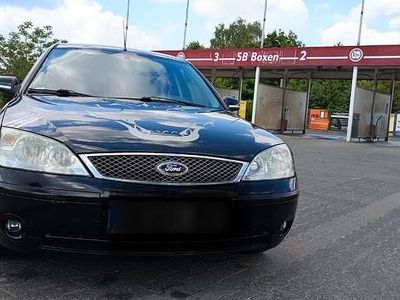 Gebraucht Ford Mondeo 2001 Schwarz Kleinwagen