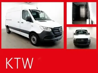 Second-hand Mercedes E-Sprinter 2021 Alb Van