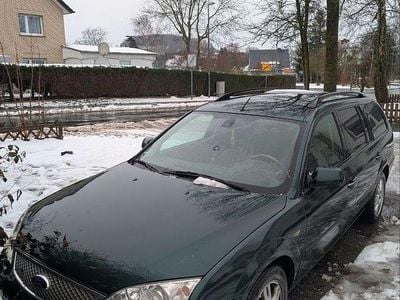 Usata Ford Mondeo Ghia 155 CV (114 kW) 2005 Blu Station wagon