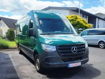 Gebraucht Mercedes Sprinter 163 PS (119 kW) 2020 Orchidgrün Van