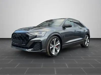 Neu Audi Q8 Design 286 PS (210 kW) 2026 Daytonagrau perleffekt (metallic) SUV