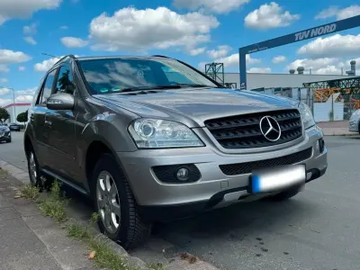 Gebraucht Mercedes ML280 205 PS (150 kW) 2006 Grau SUV
