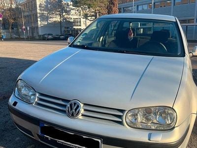 Gebraucht VW Golf IV 105 PS (77 kW) 2000 Grau Kleinwagen