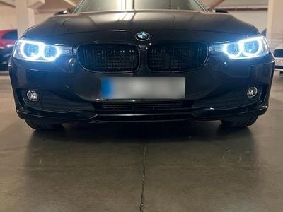 Second-hand BMW 318 Sport Line 145 CP (106 kW) 2015 Negru Break