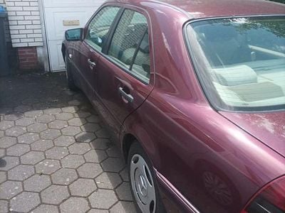 Mercedes C180