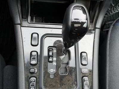 Gebraucht Mercedes E320 Avantgarde 224 PS (164 kW) 2001 Limousine