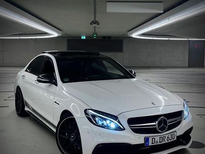 Mercedes C63 AMG