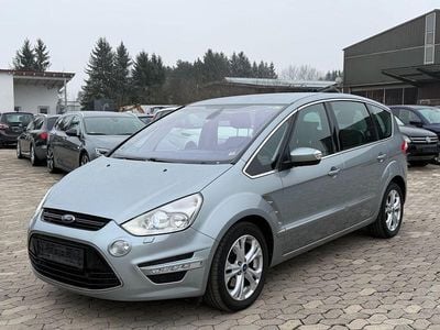Grau Gebraucht 2014 Ford S-MAX Titanium Van / Kleinbus | 7.950 € (Fairer Preis)