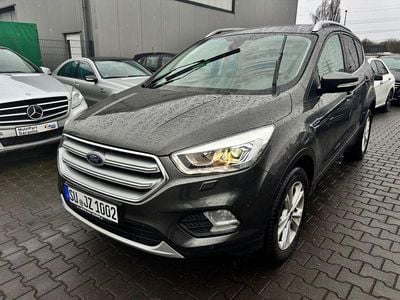 Gebraucht Ford Kuga 150 PS (110 kW) 2018 Grau SUV