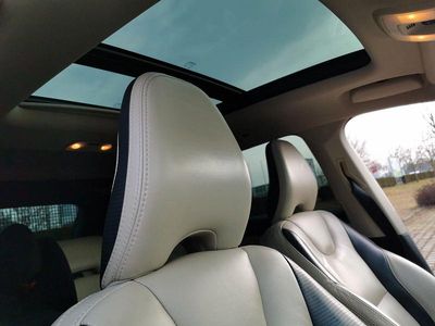 Gebraucht Volvo XC60 R-Design 175 PS (128 kW) 2010 Schwarz SUV