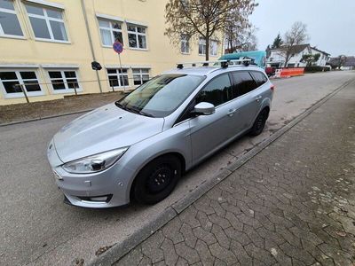 gebraucht Ford Focus 1,0 Ecoboost 92kW Titanium Turnier mit neuem Motor