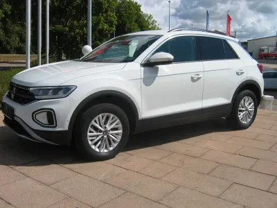 Gebraucht VW T-Roc Life 150 PS (110 kW) 2023 Weiß SUV