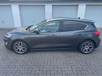 Second-hand Ford Focus Titanium 125 CP (91 kW) 2019 Gri Berlinǎ